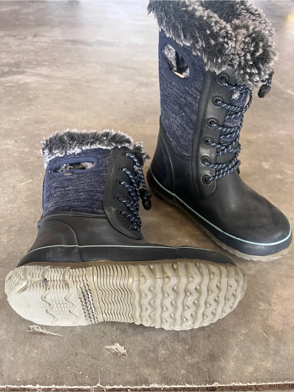 Bogs Arcata Kids Black Navy Faux-Fur Winter Waterproof Snow Boots Size 1
